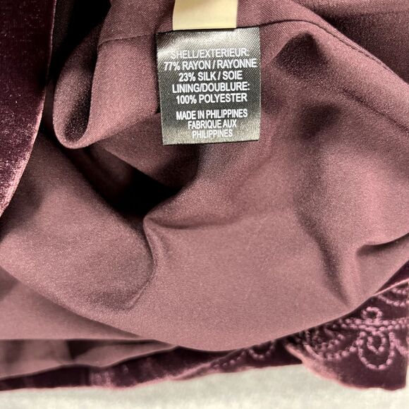 Tahari Velvet Blazer Jacket Womens 8 Purple Embroidered snap button peplum - Picture 11 of 16